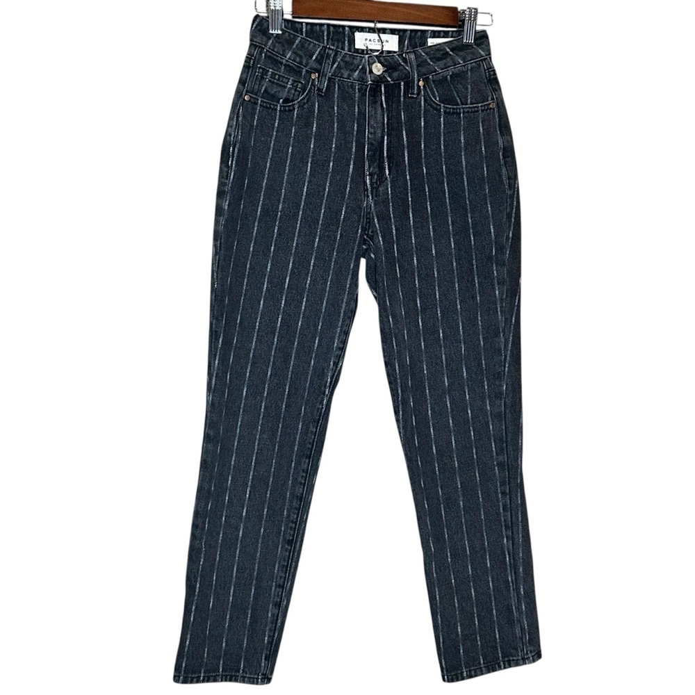 PacSun Black Wash Pin Stripe Mom Jeans Women’s Size 24  26" Inseam